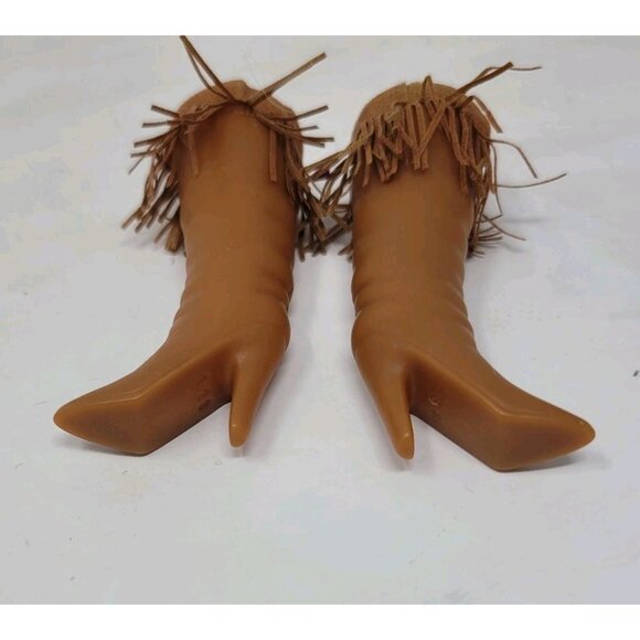 Barbie Boots Heels Faux Leather Suede Fringe Studs Shoes Mid Calf Vintage - Picture 4 of 4